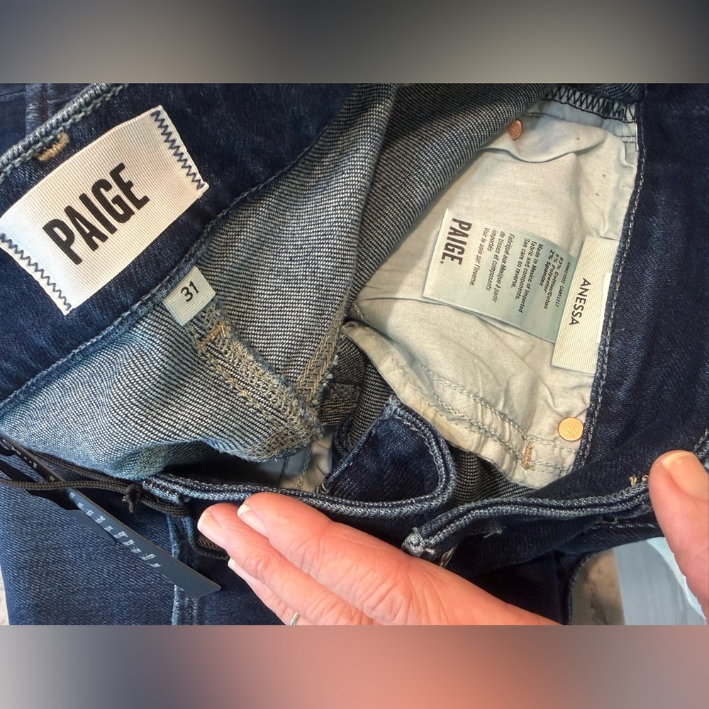 PAIGE Anessa denim - Picture 5 of 5